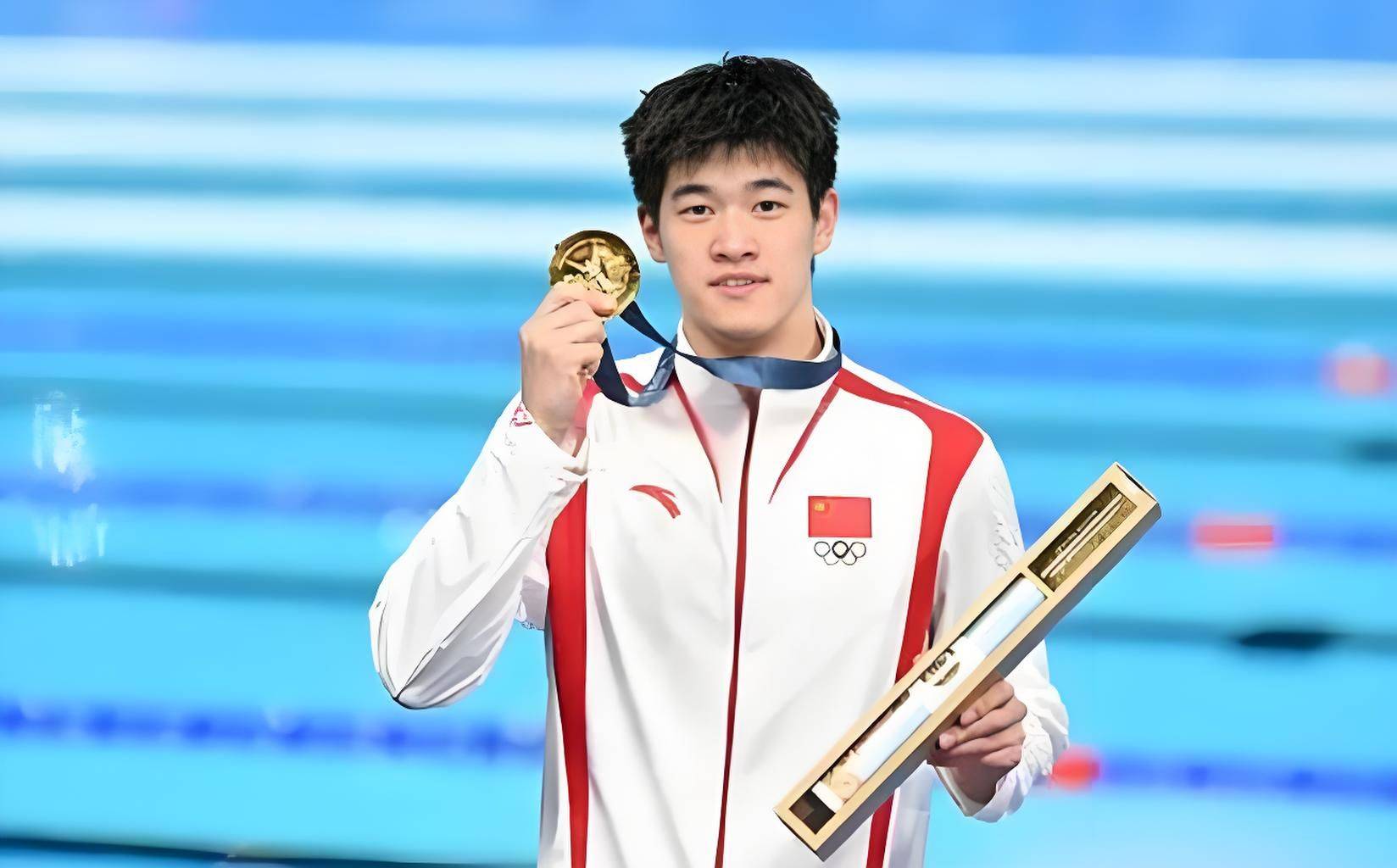 游泳赛季收官,冠军榜单揭晓 游泳赛季收官,冠军榜单揭晓