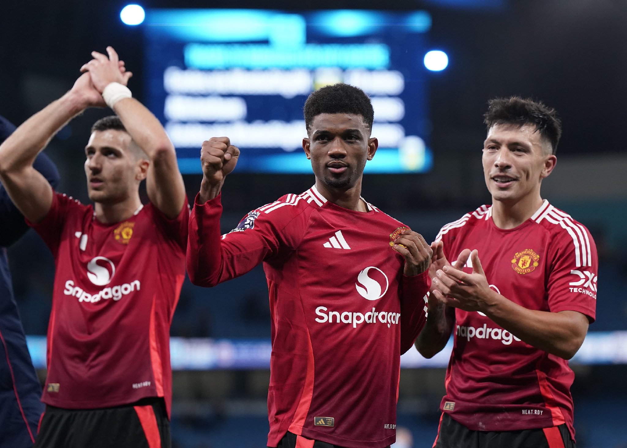 曼联碾压波兰,穆勒统治全场 曼联碾压波兰,穆勒统治全场